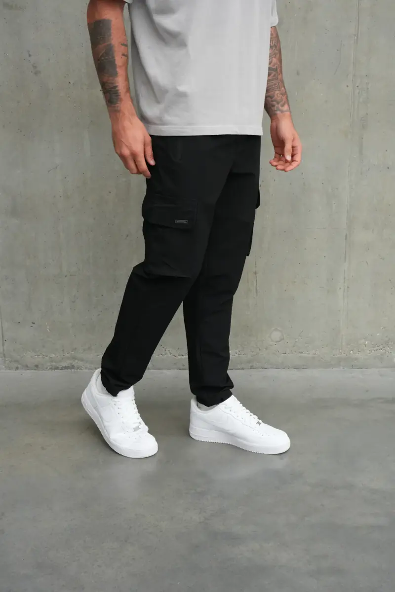 Slim Leg Cargo Pants - Black